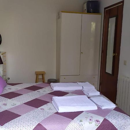 Magnolia, Habitacion Matrimonial Con Bano Uso Privado, En Casa Compartida Apartman Palafrugell Kültér fotó