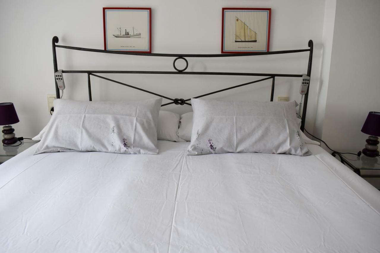 Magnolia, Habitacion Matrimonial Con Bano Uso Privado, En Casa Compartida Apartman Palafrugell Kültér fotó