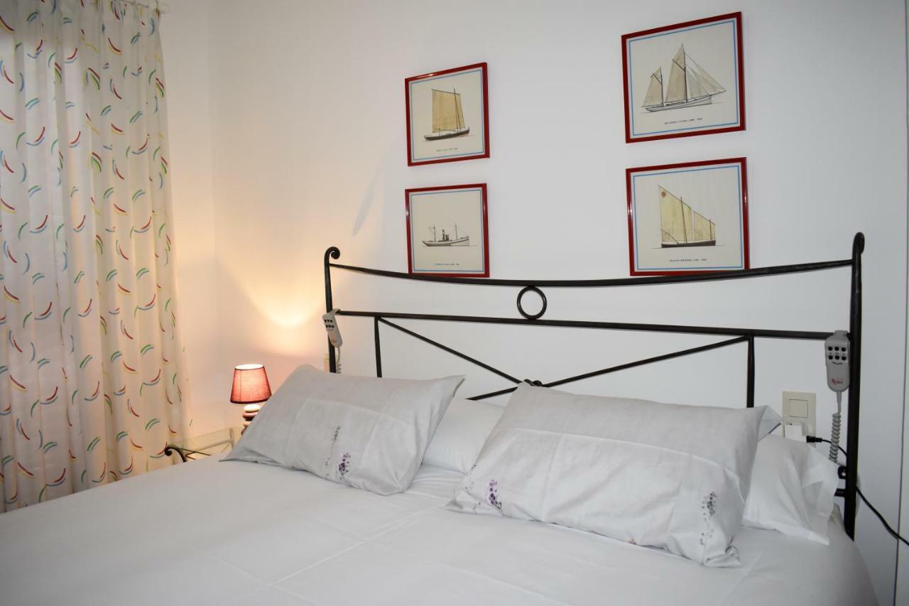 Magnolia, Habitacion Matrimonial Con Bano Uso Privado, En Casa Compartida Apartman Palafrugell Kültér fotó