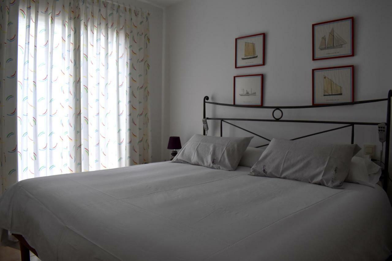Magnolia, Habitacion Matrimonial Con Bano Uso Privado, En Casa Compartida Apartman Palafrugell Kültér fotó